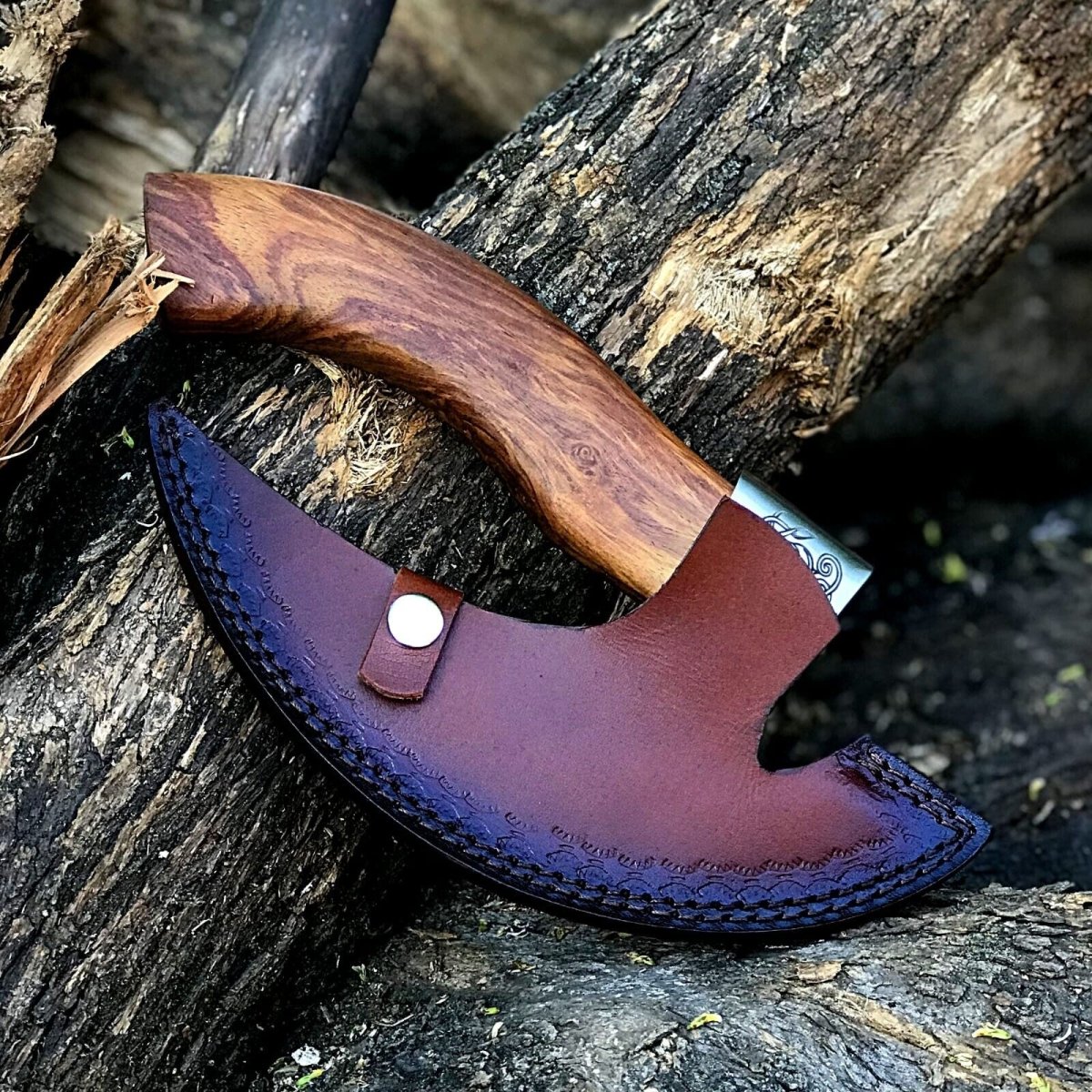 Custom Hand - Engraved Axe Pizza Cutter β 8" J2 Steel Blade - The Snag Bin