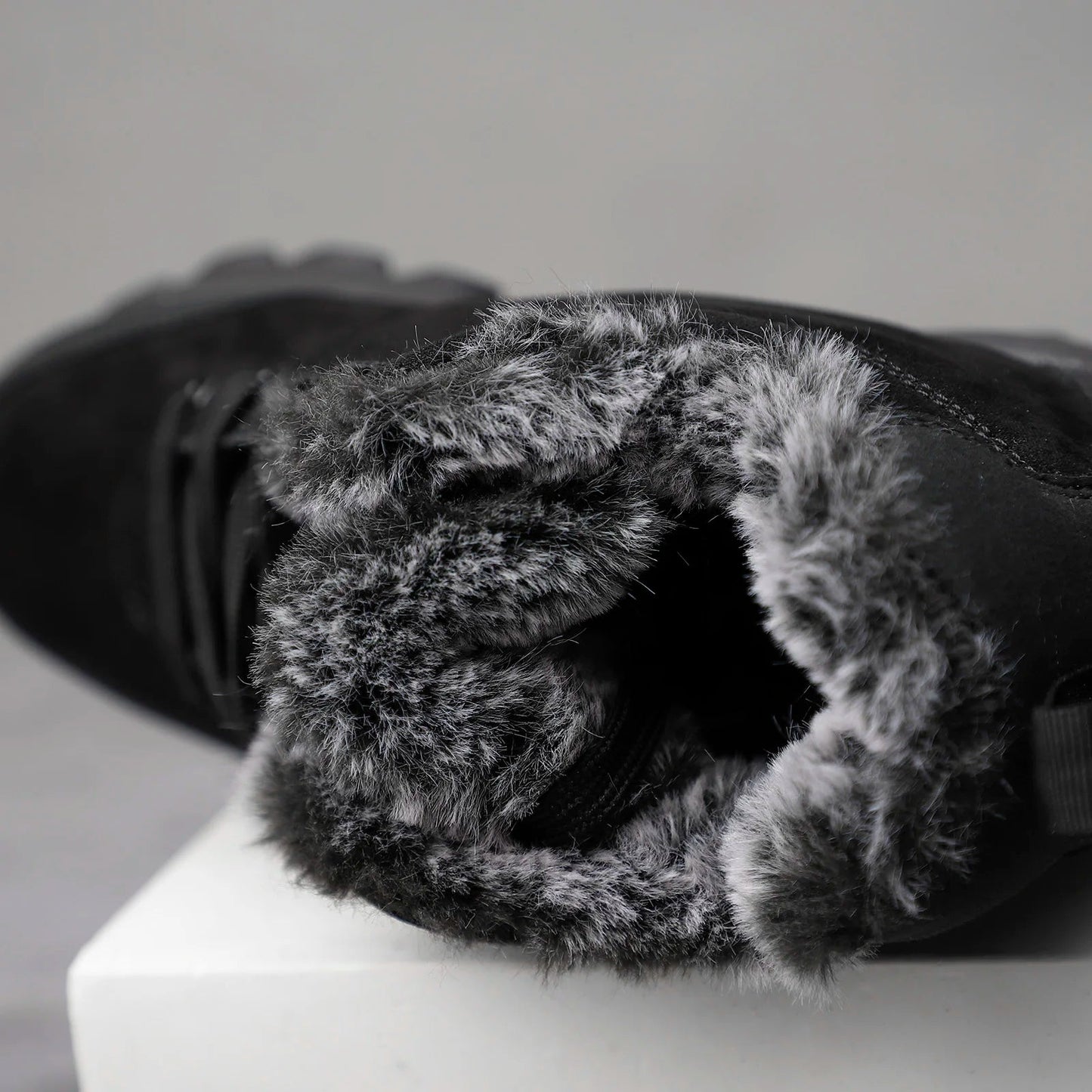Men's snow boots with winter fleece insulation, outdoor boots, cotton shoes, lightweight boots V.I.P Digital Presence The Snag Bin