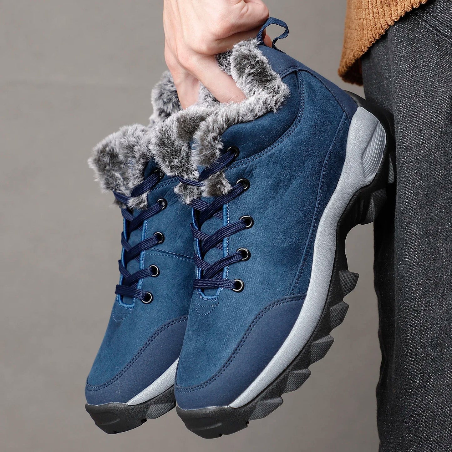 Men's snow boots with winter fleece insulation, outdoor boots, cotton shoes, lightweight boots V.I.P Digital Presence The Snag Bin