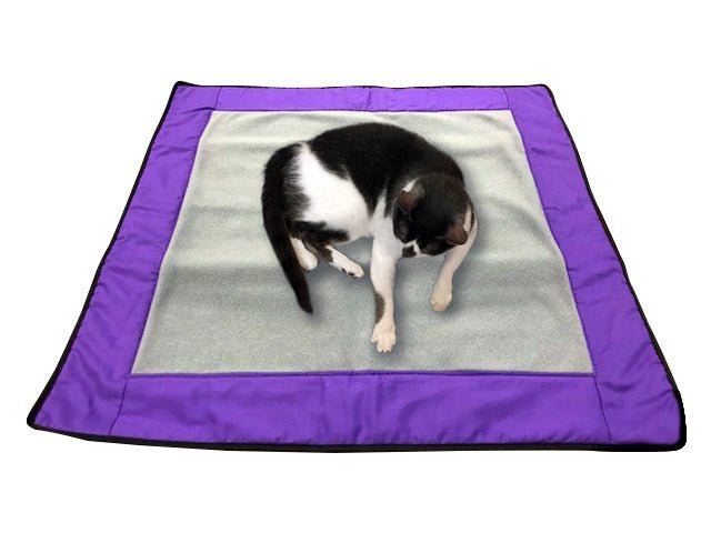 Premium Reversible Pet Sleep Mat 24" X 24" (Made in USA) - The Snag Bin