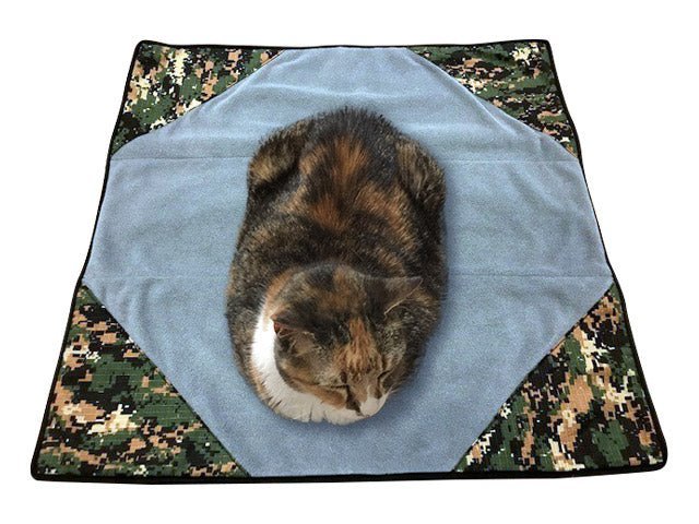 Premium Reversible Pet Sleep Mat 24" X 24" (Made in USA) - The Snag Bin