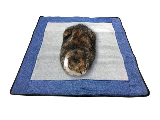 Premium Reversible Pet Sleep Mat 24" X 24" (Made in USA) - The Snag Bin