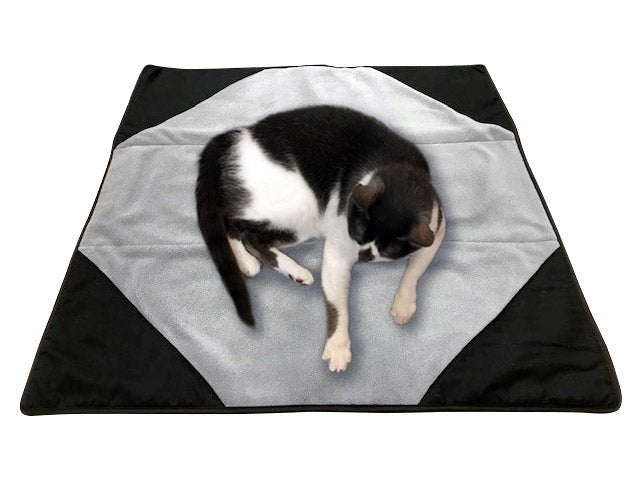 Premium Reversible Pet Sleep Mat 24" X 24" (Made in USA) - The Snag Bin