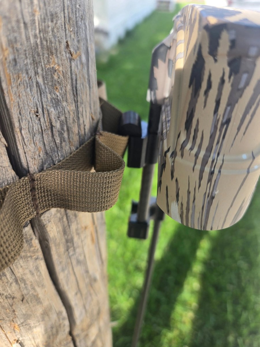 Clip - on Quiver Hanger - The Snag Bin