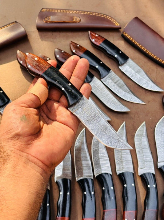 Custom Handmade 4.5 - Inch Damascus Steel Skinning Knife - The Snag Bin