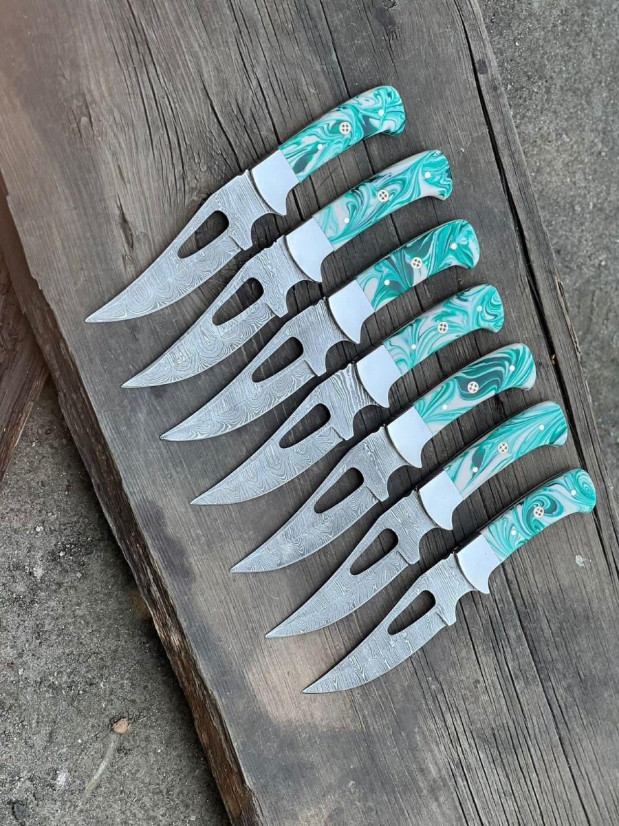 Custom Handmade Damascus Hunting Knife with Resin Handle - The Snag Bin