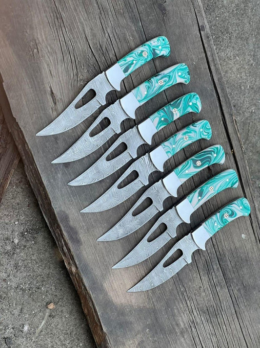 Custom Handmade Damascus Hunting Knife with Resin Handle - The Snag Bin