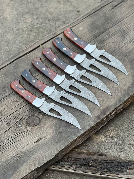 Custom Handmade Damascus Steel Hunting Blade – 4 - Inch Resin Handle - The Snag Bin