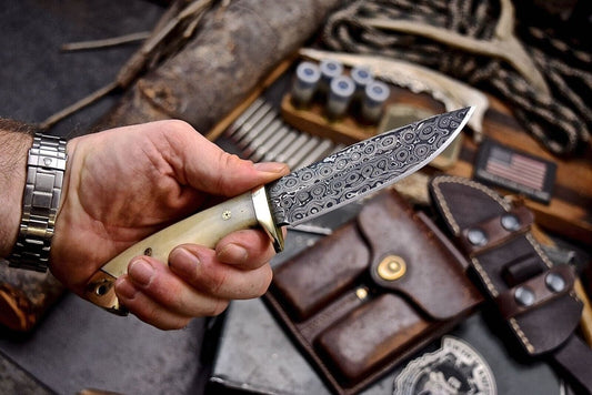 Custom Handmade Skinning Knife - Damascus Steel, 4.5" Blade - The Snag Bin
