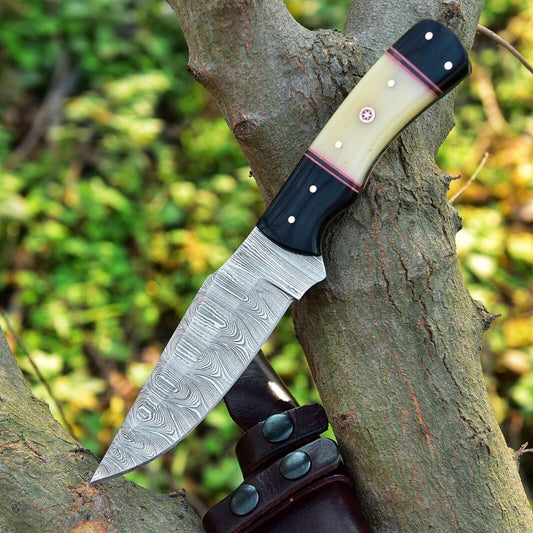 Custom Handmade Skinning Knife Set - 4.5" Damascus Blade, Camel Bone & Resin Handle - The Snag Bin