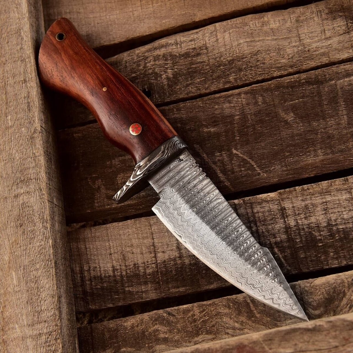 Custom Handmade Small Hunting Knife with Damascus Steel Blade - The Snag Bin
