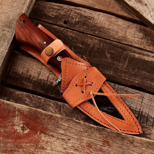 Custom Handmade Small Hunting Knife with Damascus Steel Blade - The Snag Bin