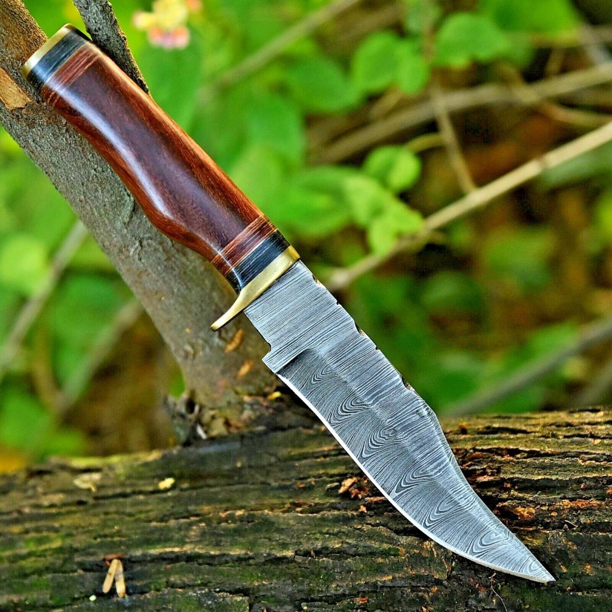 Damascus Steel Hunting Knife – 10" Blade with Brass Guard & Resin Pakkawood Handle, Leather Sheath Included - The Snag Bin