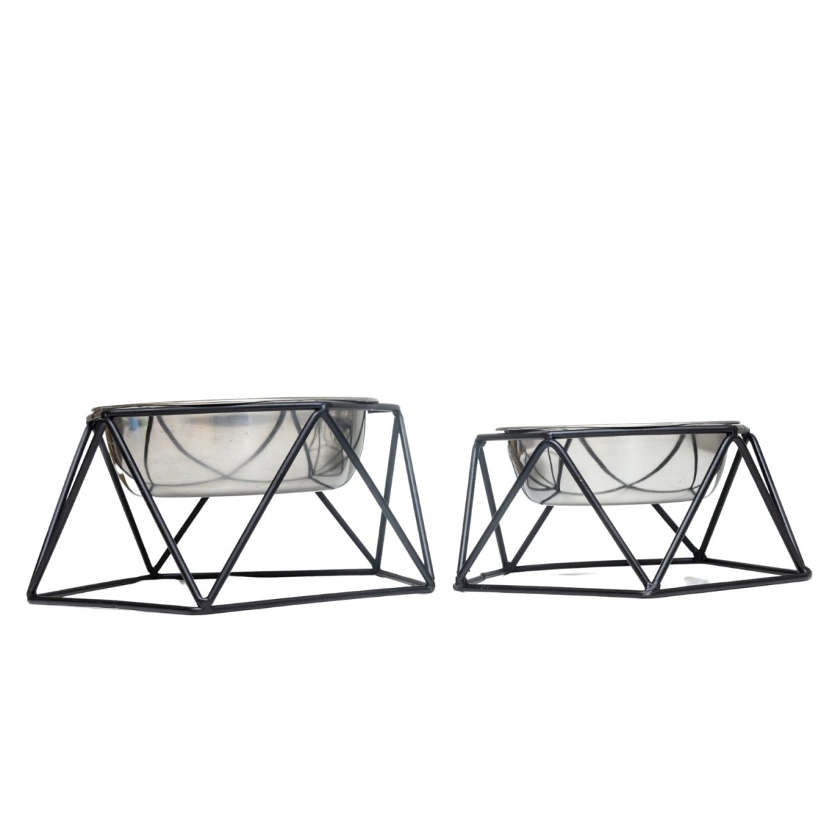 Elevated Single Dog Bowl Feeder - The Snag Bin