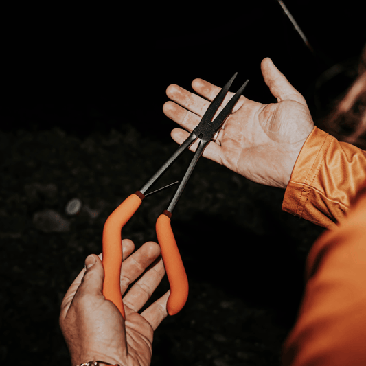 Ergonomic Pistol Pliers - The Snag Bin
