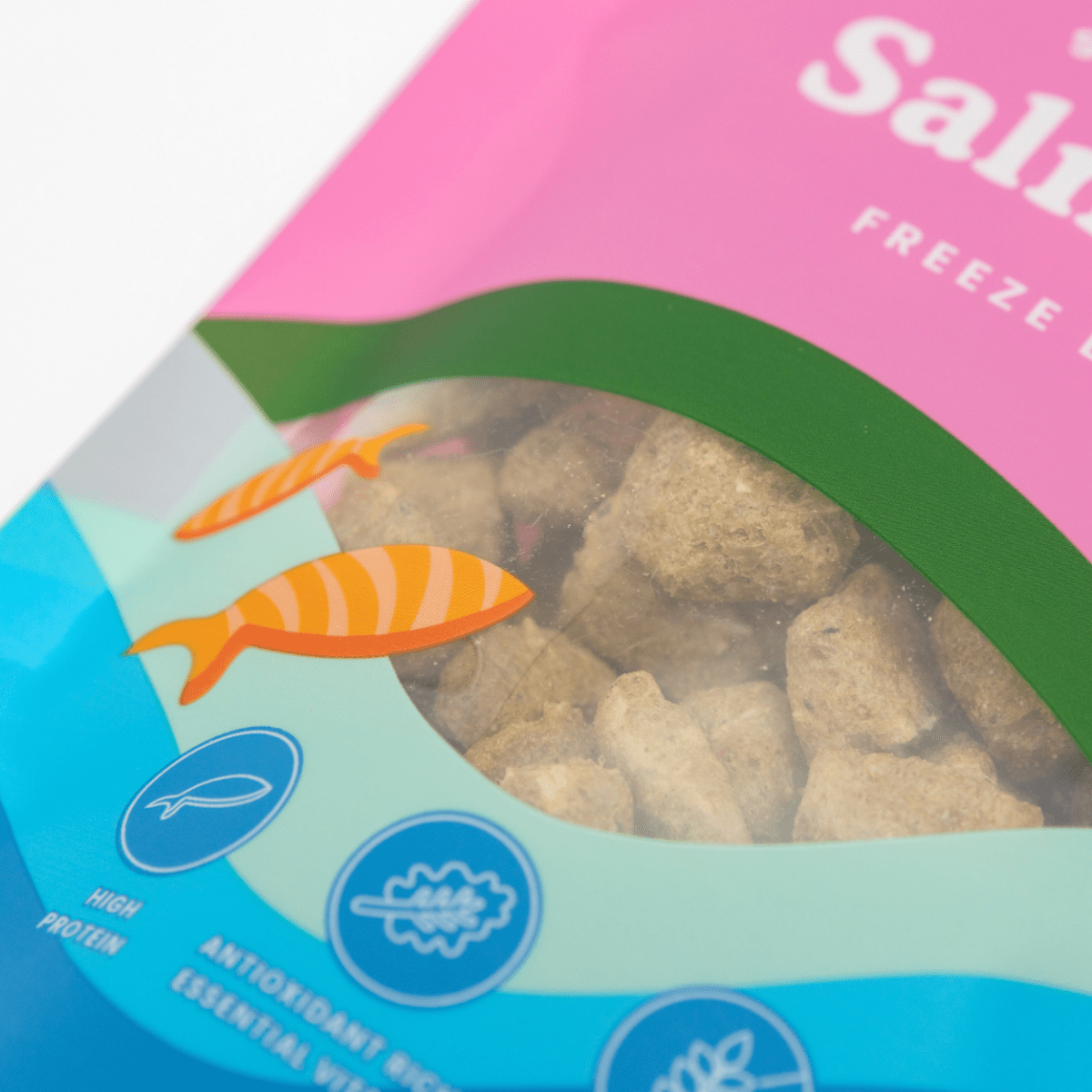 Freeze Dried Dog Treats - Salmon Puffs - The Snag Bin