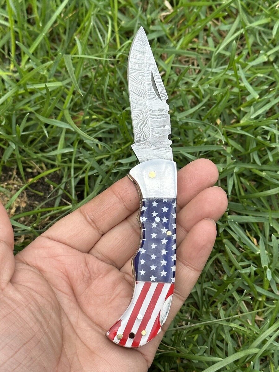 Lone Star 3 - Inch Damascus Pocket Knife – Custom Handmade with Bone Handle - The Snag Bin