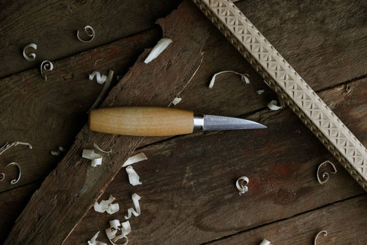 Mora Carving 122 Original laminated Steel - The Snag Bin