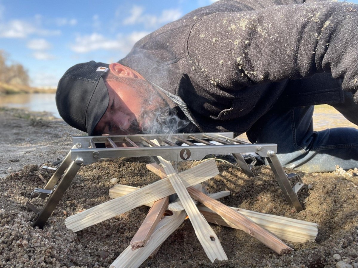 Over Under Grill Thingy: Stand and Grill In One! - The Snag Bin