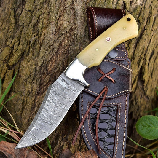 Premium Damascus Steel Skinner Knife – Custom Handmade with Camel Bone Handle - The Snag Bin