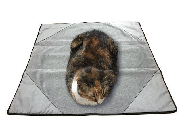Premium Reversible Pet Sleep Mat 24" X 24" (Made in USA) - The Snag Bin