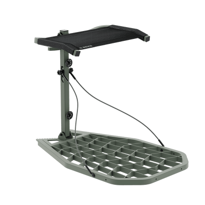 Raider Hang On Treestand - The Snag Bin