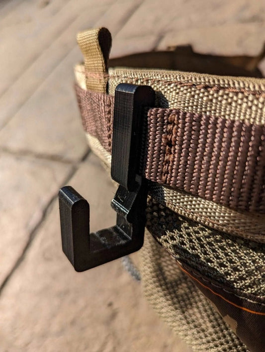 Saddle Platform Hanger - The Snag Bin