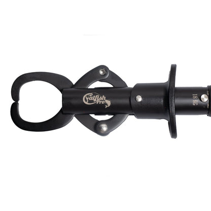 Tournament Series Lip Grips with Built - In Scale - The Snag Bin